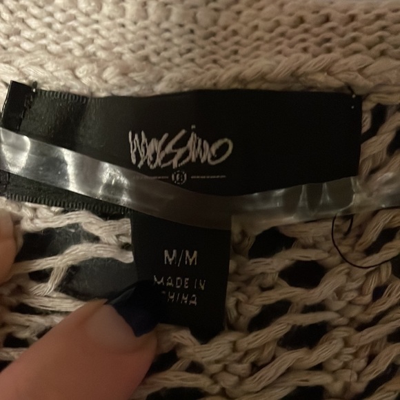 Pullover Sweater - Picture 2 of 4